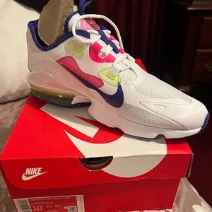 women nike shoes